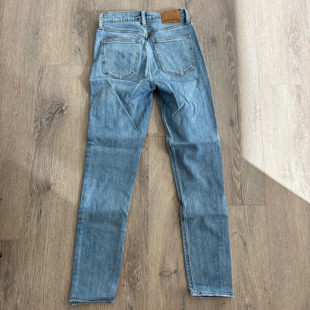 Aritzia Denim Forum Yoko Jeans - Picture 5 of 5